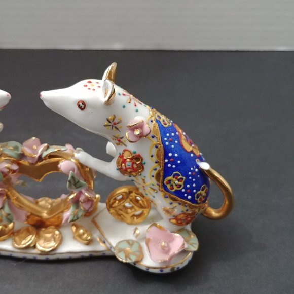 ISO - Picture 5 of 11